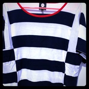 Women’s Short Sleeve Top / Blouse